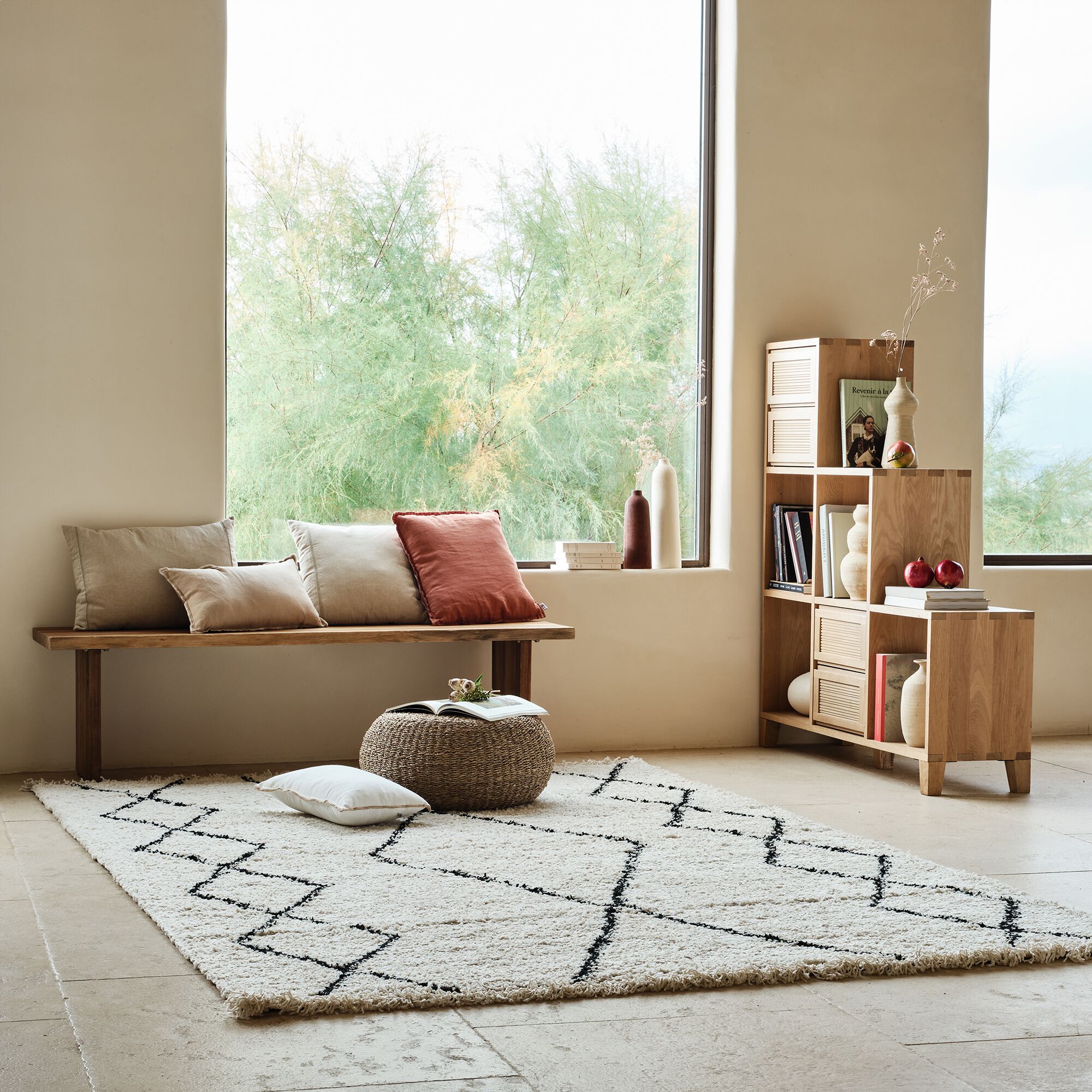 ILEM - Tapis à motifs ethniques - noir et blanc 200x300cm