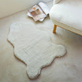 JOUVE - Tapis imitation fourrure - beige 60x90cm