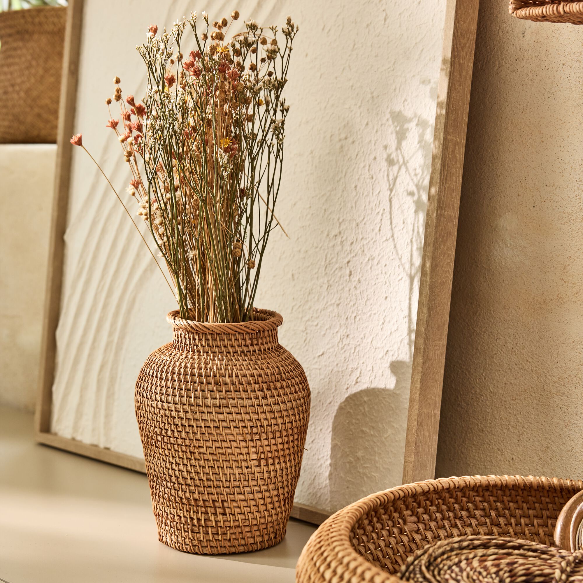 ARLAY - Vase en rotin H20cm - naturel