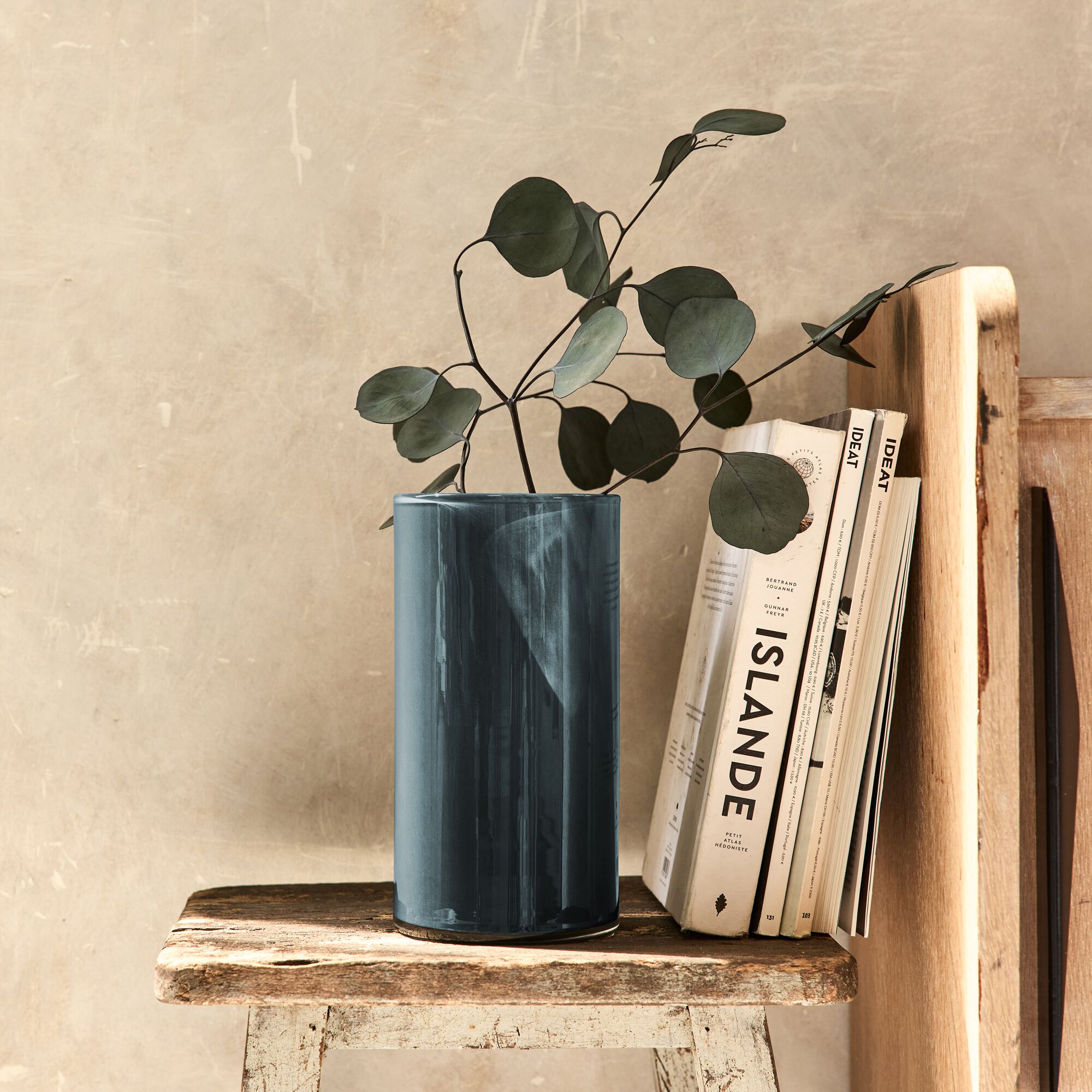 ARCOMIE - Vase tube en verre H23cm - bleu