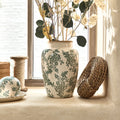 LOZOYA - Vase motif floral en céramique H26cm - vert