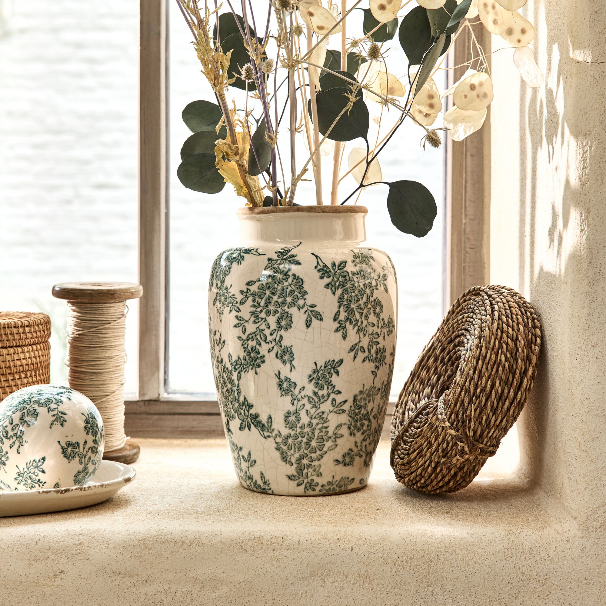 LOZOYA - Vase motif floral en céramique H26cm - vert